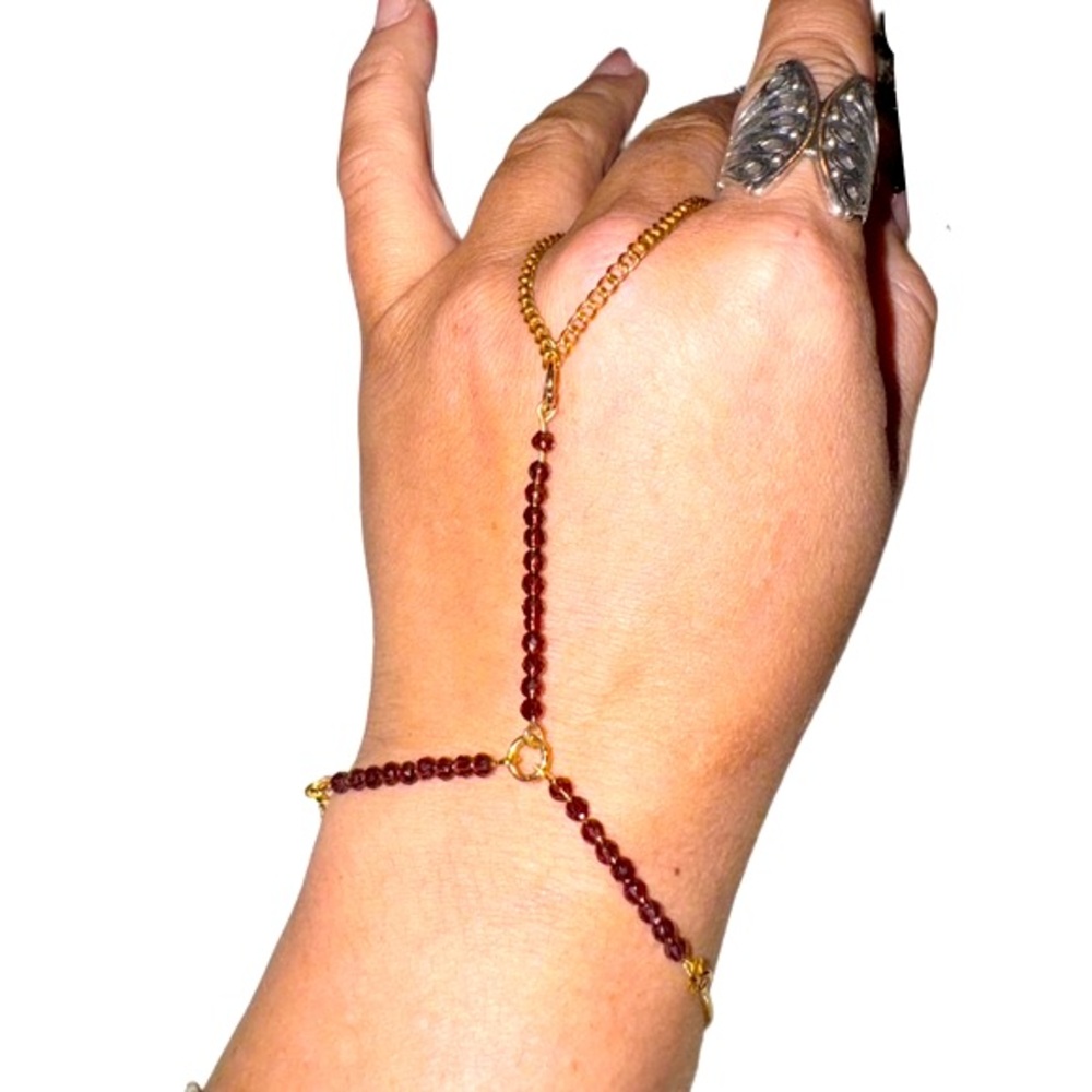Motto vino Glass beaded Antique Gold Hand chain Bracelet